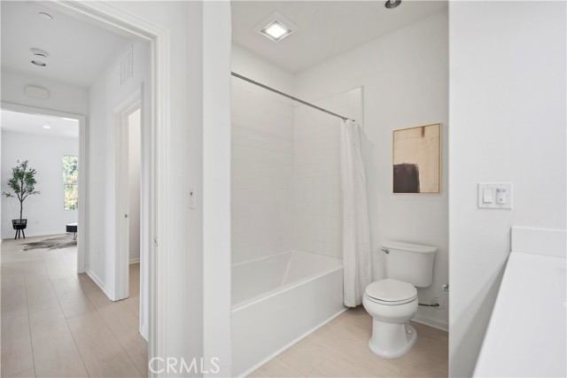 MLS #OC25172993 image #44