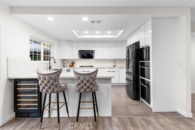 MLS #OC25173393 image #13