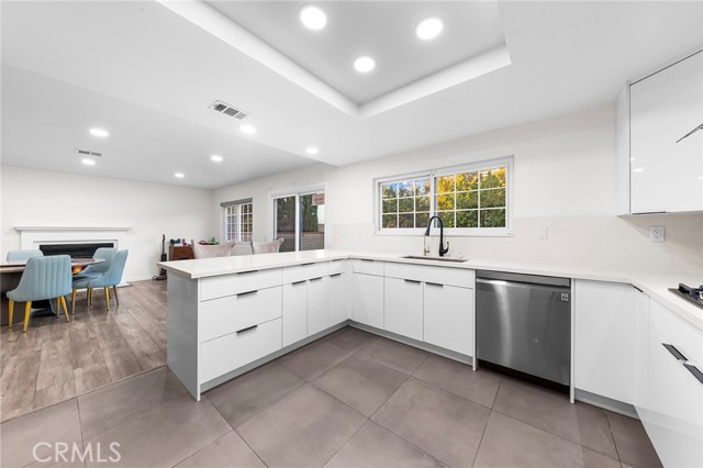 MLS #OC25173393 image #16