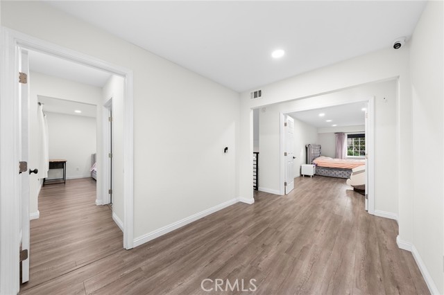 MLS #OC25173393 image #26