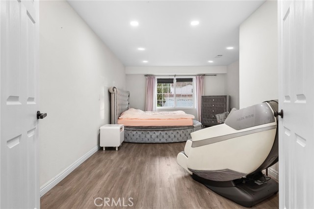 MLS #OC25173393 image #28