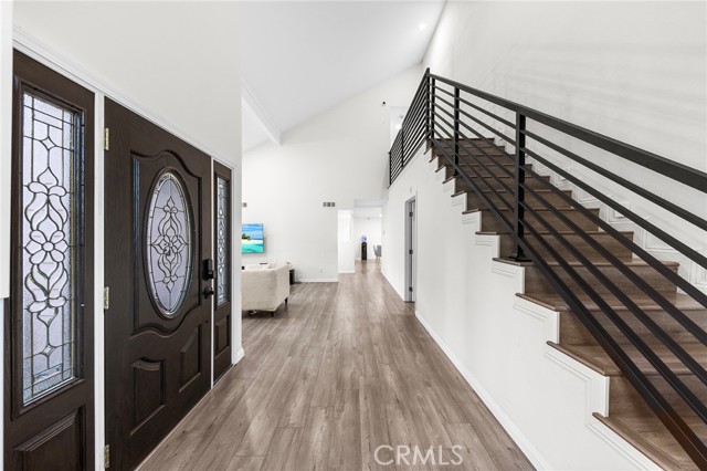 MLS #OC25173393 image #4