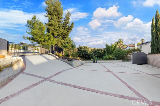 MLS #OC25173393 image #46