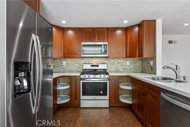 MLS #OC25173403 image #13