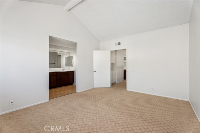 MLS #OC25173403 image #22