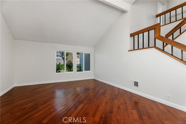 MLS #OC25173403 image #6