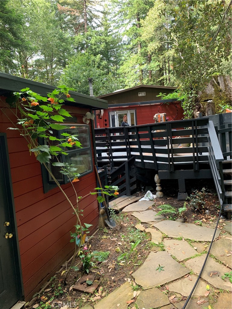 MLS #OC25173507 image #0