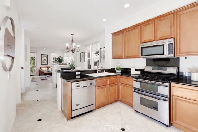 MLS #OC25173545 image #8