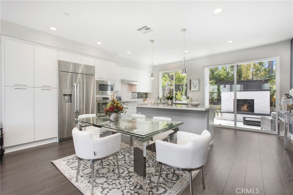 MLS #OC25173602 image #10