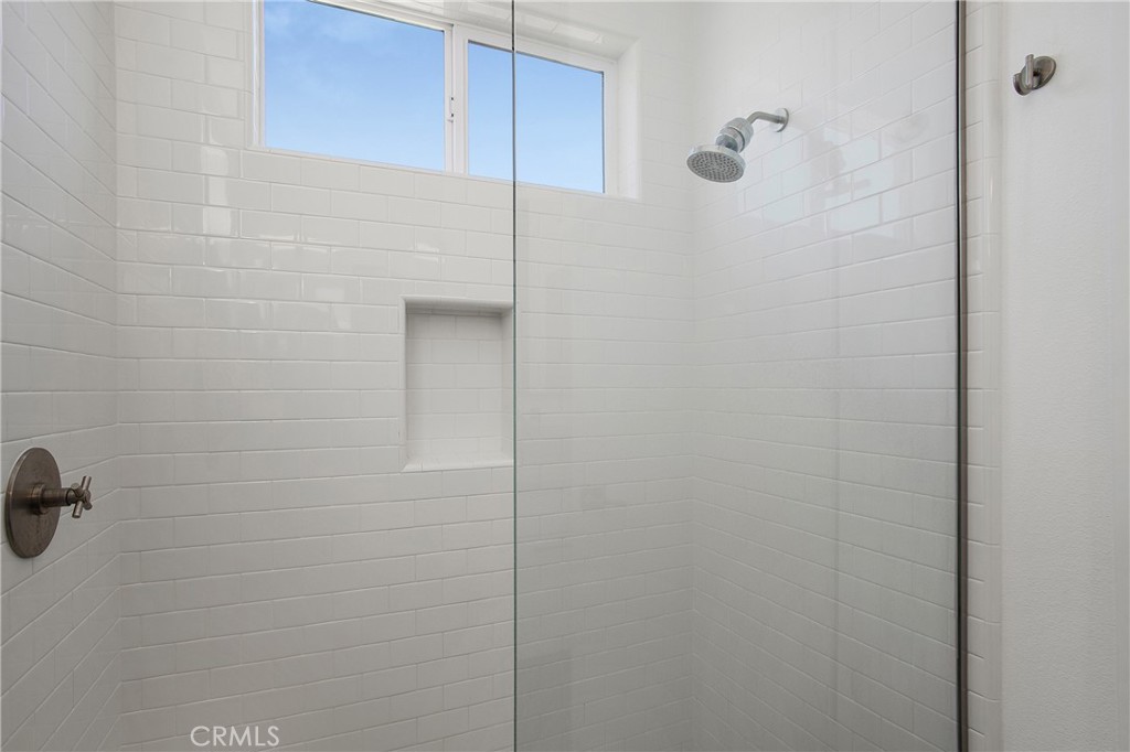 MLS #OC25173602 image #19