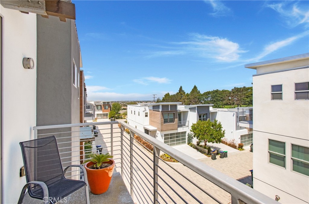 MLS #OC25173602 image #20