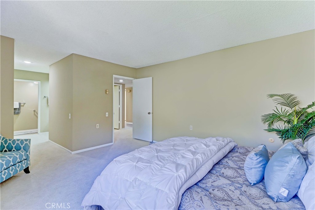 MLS #OC25173842 image #25