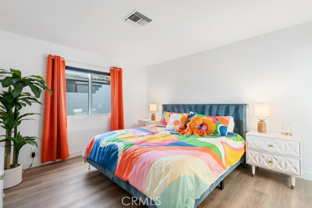 MLS #OC25174085 image #32