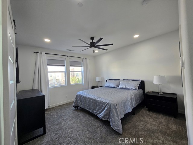 MLS #OC25174194 image #10