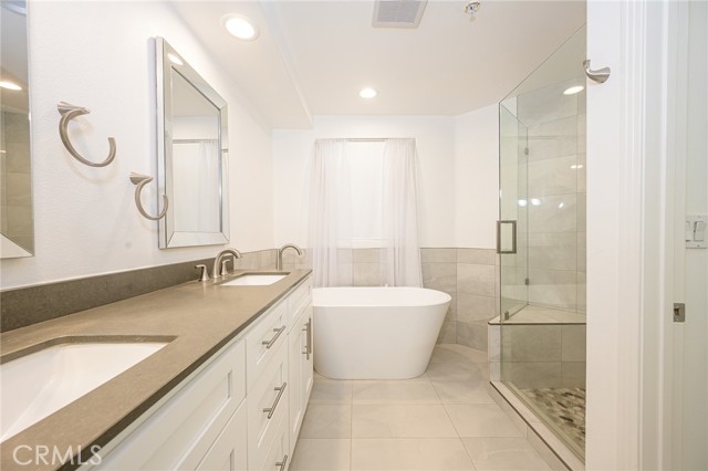 MLS #OC25174246 image #21