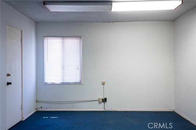 MLS #OC25174393 image #2