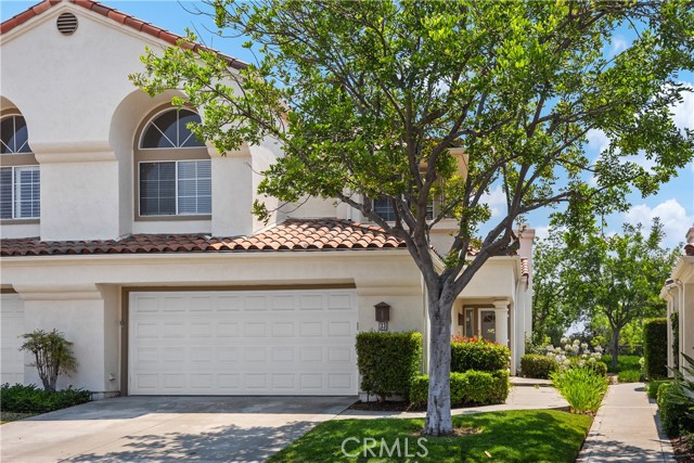 MLS #OC25174510 image #0