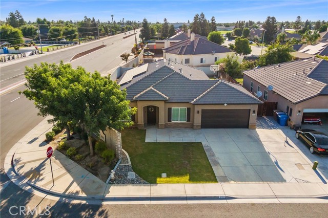 MLS #OC25174622 image #0