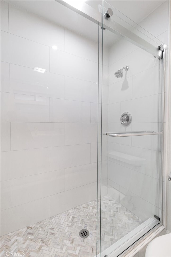 MLS #OC25174643 image #14