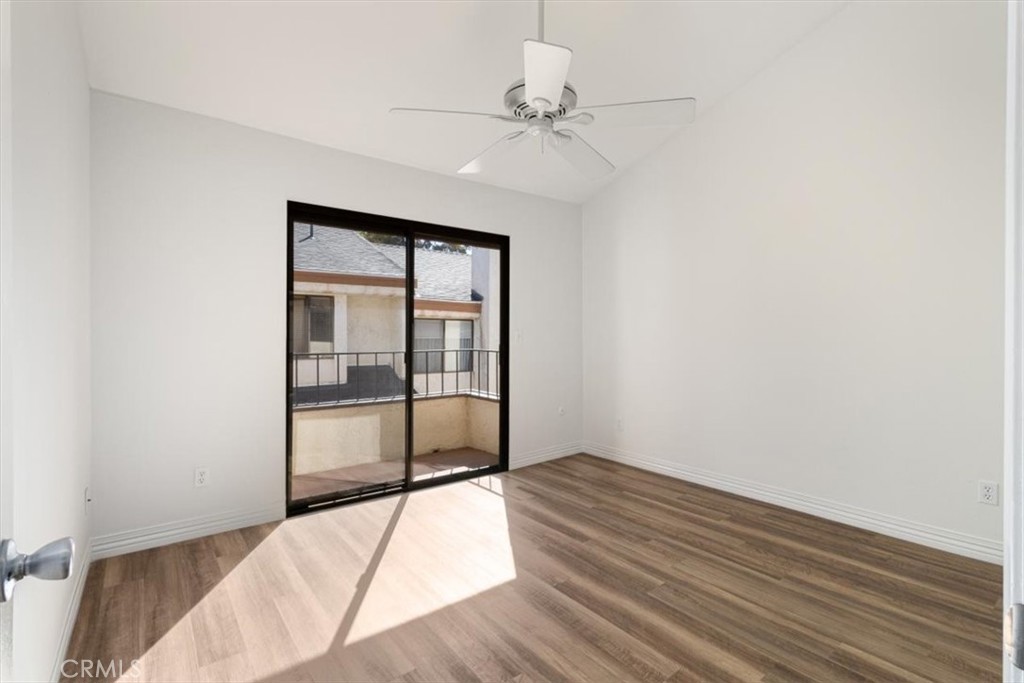 MLS #OC25174643 image #21