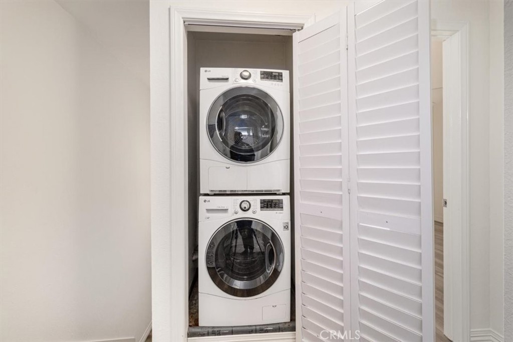 MLS #OC25174643 image #25