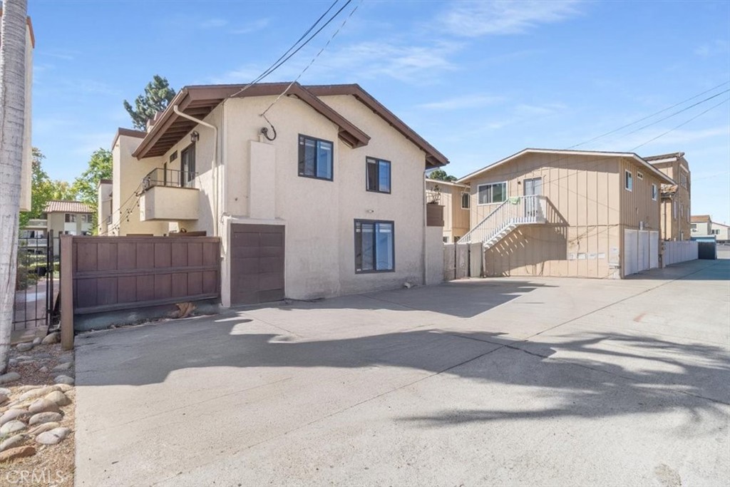 MLS #OC25174643 image #26