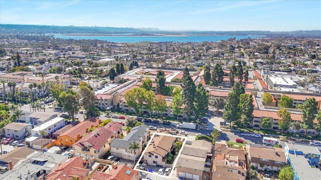 MLS #OC25174643 image #29