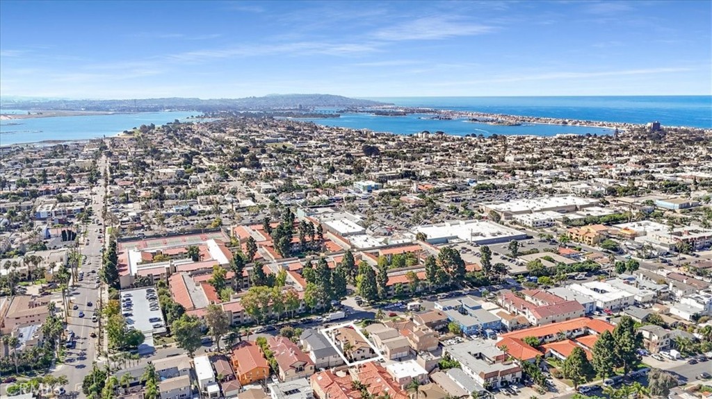 MLS #OC25174643 image #30