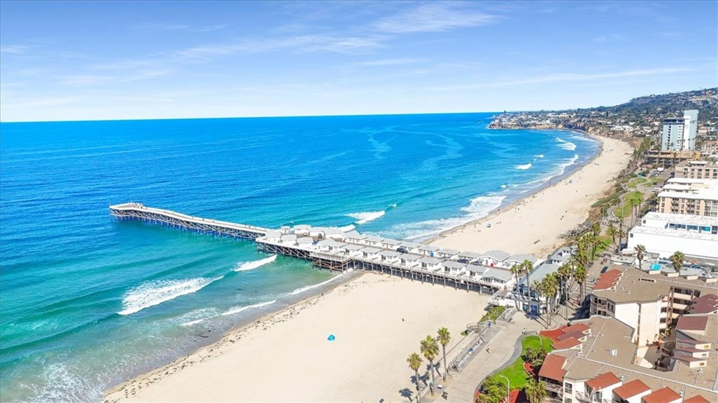 MLS #OC25174643 image #31