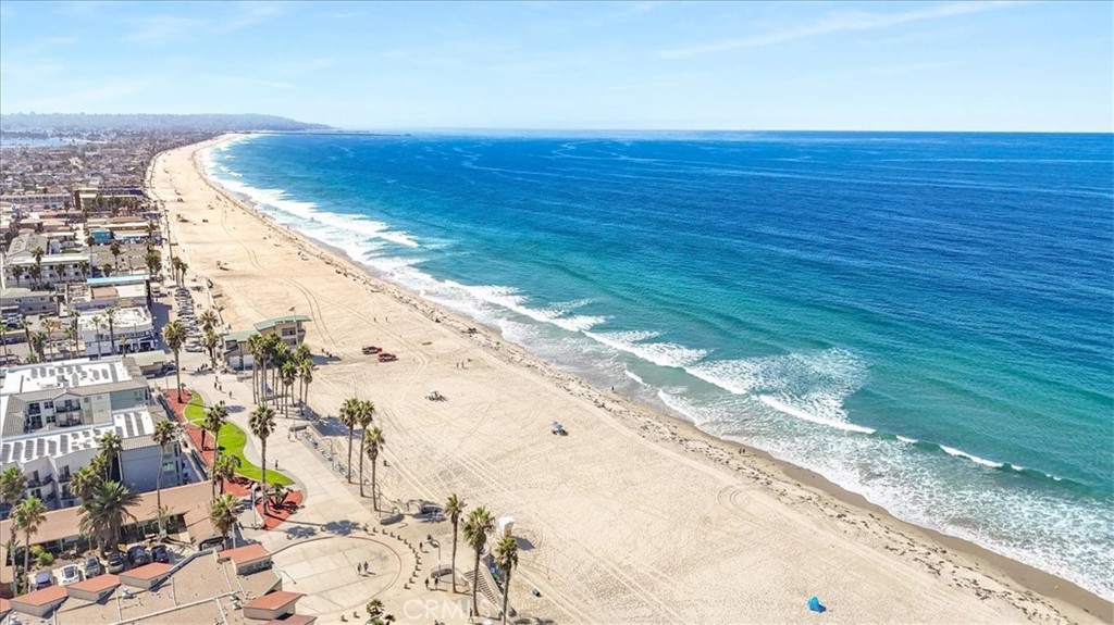 MLS #OC25174643 image #32