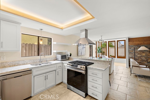 MLS #OC25174837 image #11