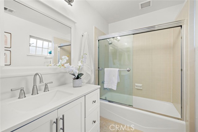 MLS #OC25174837 image #18