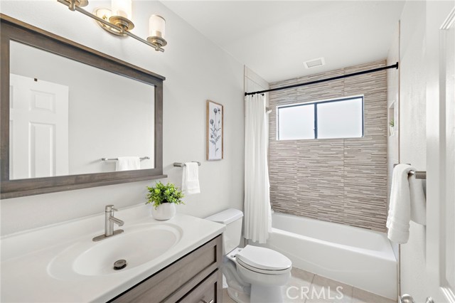 MLS #OC25174837 image #20