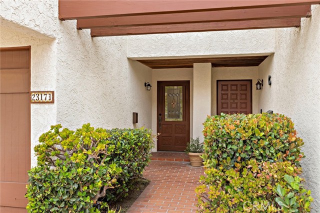 MLS #OC25174837 image #4