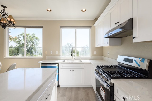 MLS #OC25174846 image #17