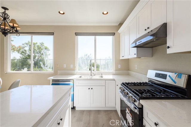 MLS #OC25174846 image #33