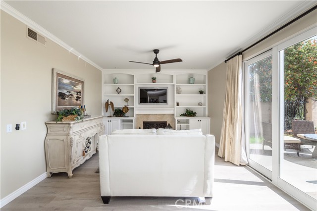 MLS #OC25174846 image #39