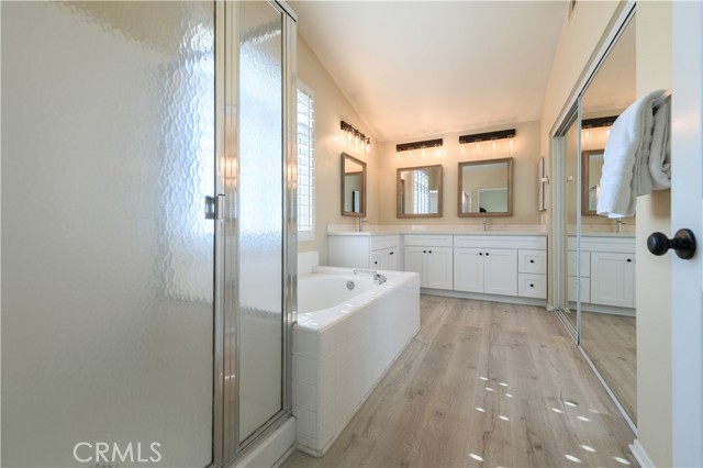 MLS #OC25174846 image #50