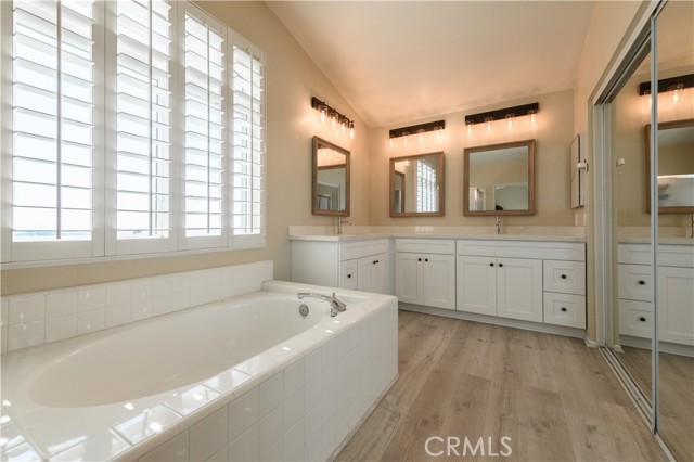 MLS #OC25174846 image #51