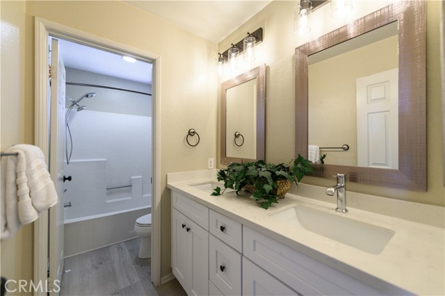 MLS #OC25174846 image #58