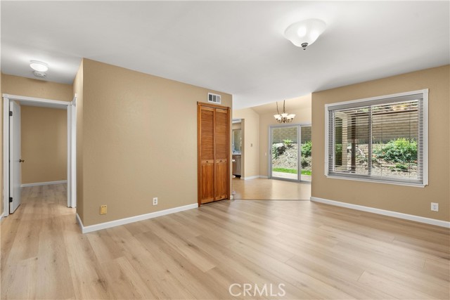 MLS #OC25174936 image #15