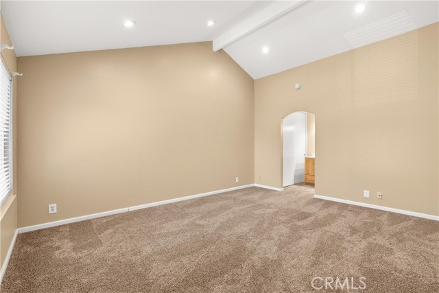 MLS #OC25174936 image #25