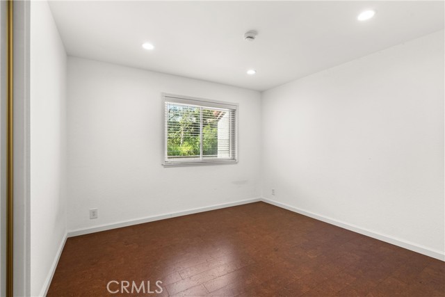 MLS #OC25174936 image #31