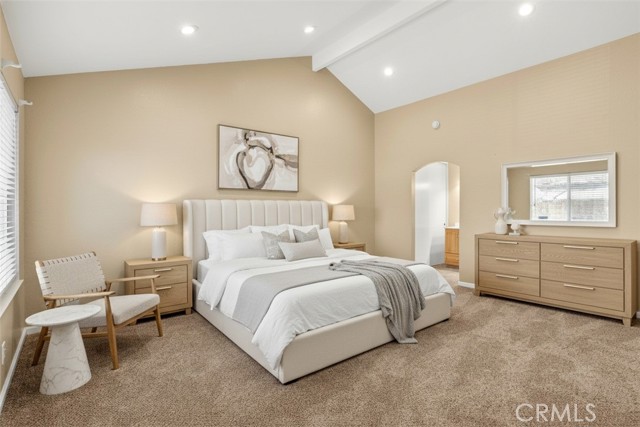 MLS #OC25174936 image #4