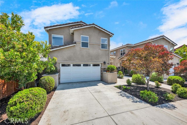 MLS #OC25175517 image #0