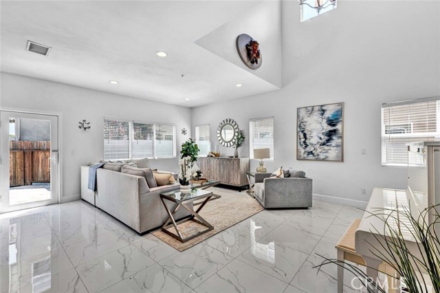 MLS #OC25175517 image #11