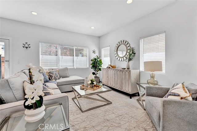 MLS #OC25175517 image #12