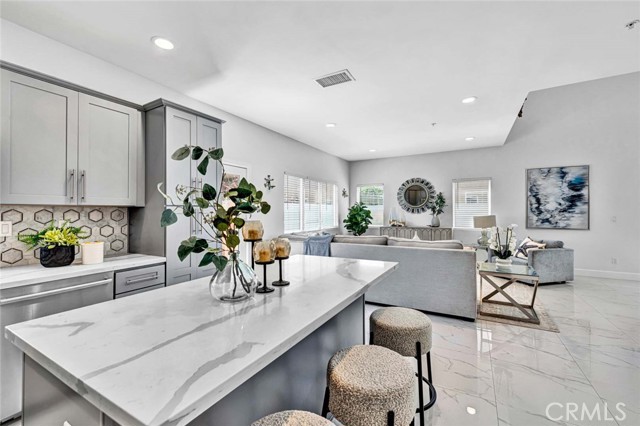 MLS #OC25175517 image #18