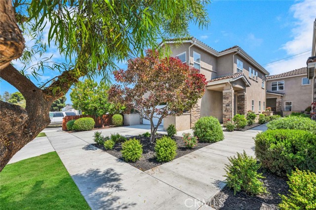 MLS #OC25175517 image #2