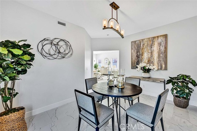 MLS #OC25175517 image #23